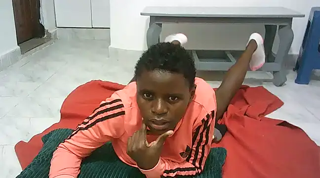 Snapshot of hottgirlval chatting on March 2025 07:59:02 PM hottgirlval online show from March 2025 07:59:02 PM