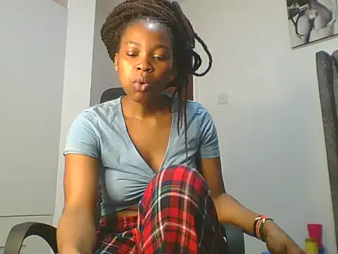  Becky002 online show from May 2026 10:33:02 AM