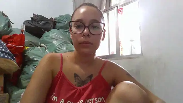 Snapshot of lizza_monroe chatting on December 2024 04:47:02 PM lizza monroe online show from December 2024 04:47:02 PM