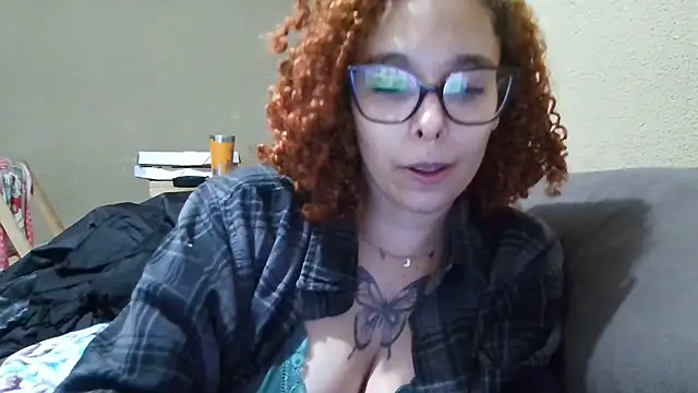 Snapshot of lizza_monroe chatting on September 2025 04:56:01 AM lizza monroe online show from September 2025 04:56:01 AM