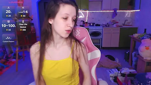 ur kitty   online show from April 2026 01:03:02 PM