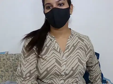 sparkling queen online show from December 2024 04:38:01 PM