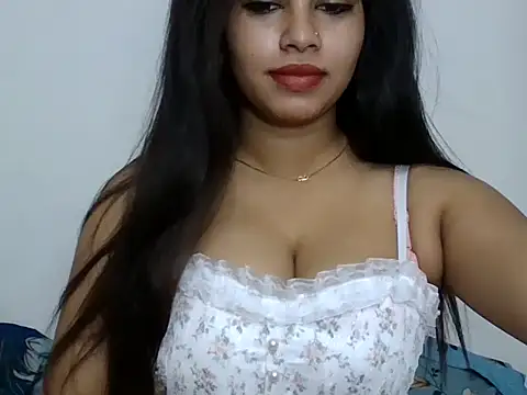 sparkling queen online show from March 2025 02:48:01 AM