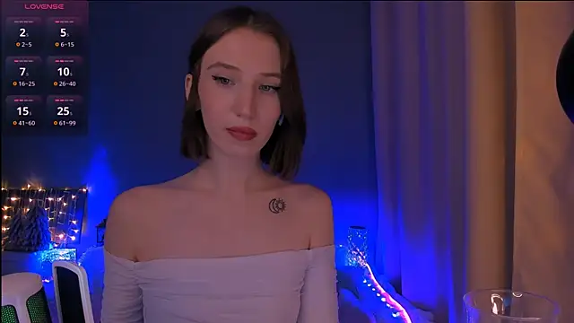 ellaamber online show from January 2025 03:18:02 AM