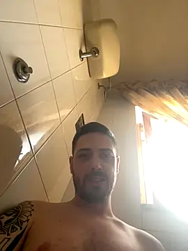 iltoscano95 online show from September 2025 11:35:02 AM