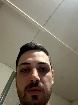 iltoscano95 online show from October 2025 05:40:02 PM