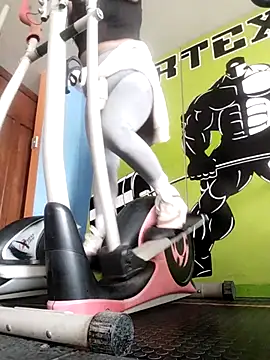 EmaGw online show from January 2026 08:03:02 PM