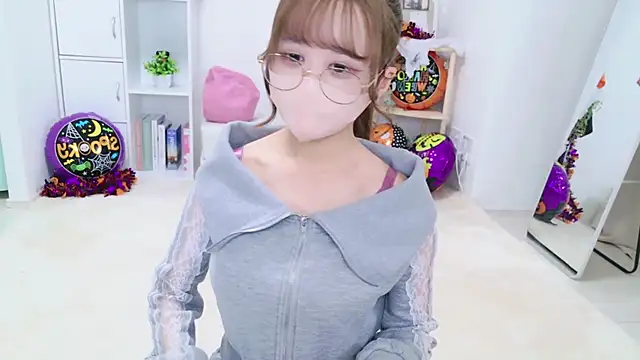 chihiro ri online show from October 2025 05:06:02 PM