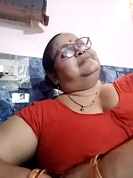 Kiyara7 online show from February 2025 04:28:01 PM