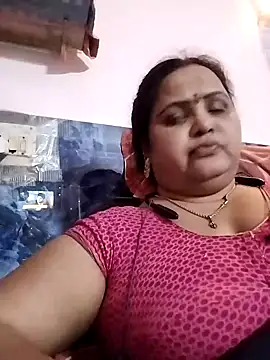 Kiyara7 online show from February 2025 04:32:01 PM