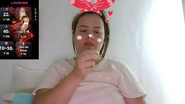 saramartinez1000 online show from September 2025 04:08:01 PM