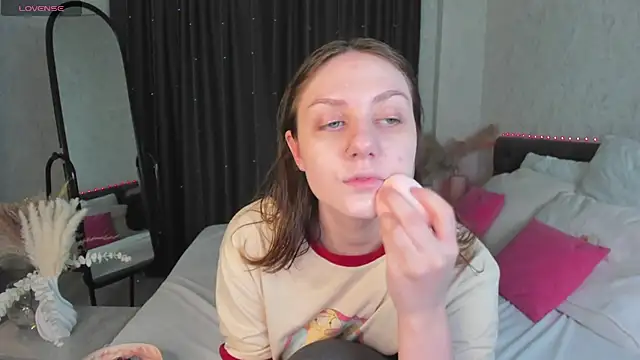 Kvetachka online show from March 2025 01:45:01 AM