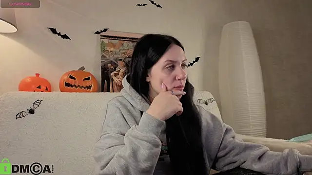 Kvetachka online show from October 2025 01:09:02 AM