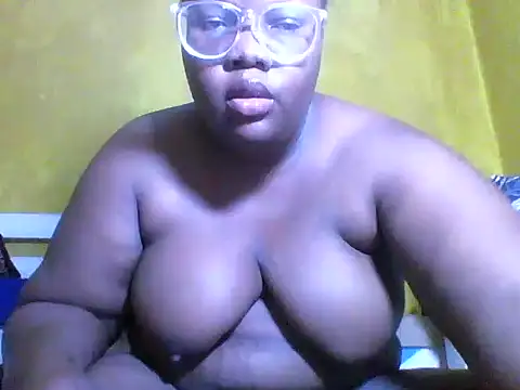 Snapshot of Twinklestar254 chatting on February 2025 06:44:01 PM Twinklestar254 online show from February 2025 06:44:01 PM