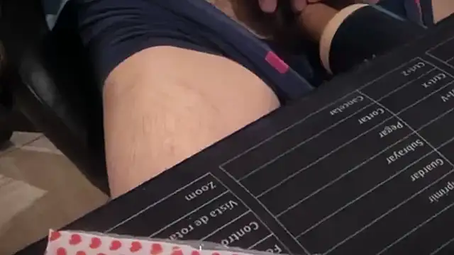 nicolaaaaas online show from October 2025 03:29:02 PM