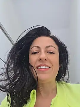 lovewildguy1 online show from April 2026 06:09:01 AM