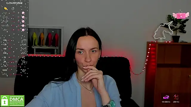 annakillianox online show from February 2025 12:40:01 PM