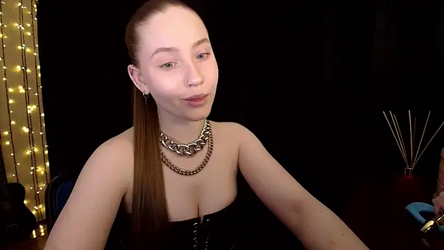 SindiWatsoon online show from March 2026 03:15:02 PM