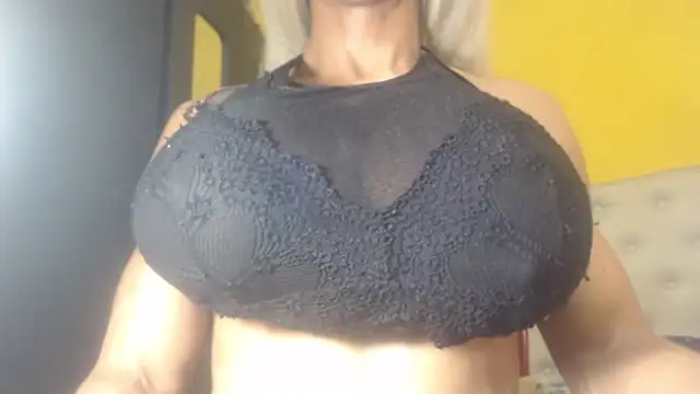 DanielaMuscleTS online show from January 2025 09:04:02 PM