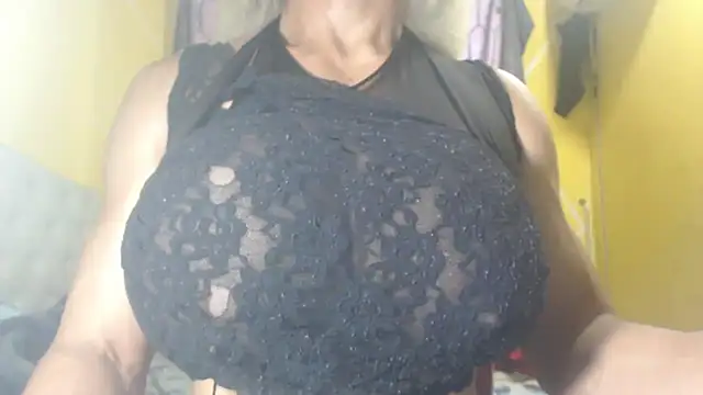 DanielaMuscleTS online show from March 2025 10:33:01 PM