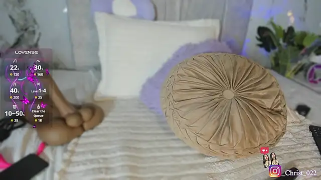 christal cutee online show from March 2026 03:40:01 AM