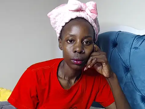 Snapshot of Hotellen chatting on June 2026 10:57:02 AM Hotellen online show from June 2026 10:57:02 AM
