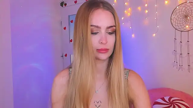 Kamila icee online show from February 2025 08:07:02 PM