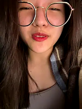 Krixxi22 online show from September 2025 02:32:01 PM