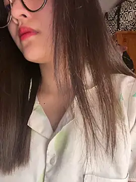 Krixxi22 online show from November 2025 02:27:01 PM