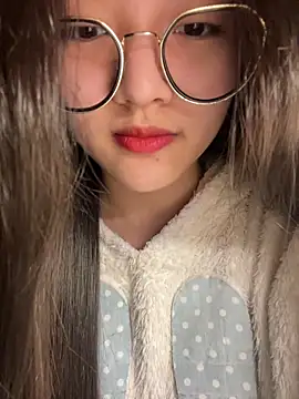 Krixxi22 online show from February 2026 07:39:02 PM