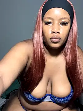 Snapshot of MimiCurves chatting on October 2025 07:09:02 PM MimiCurves online show from October 2025 07:09:02 PM