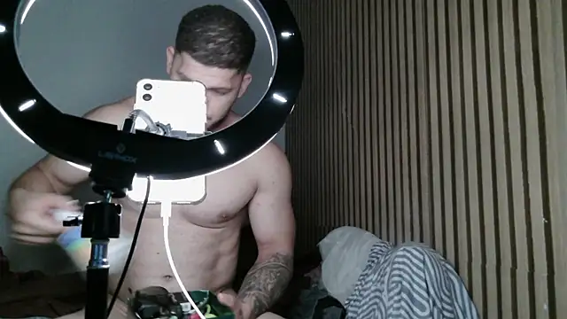 Dedel199 online show from December 2025 11:08:01 AM