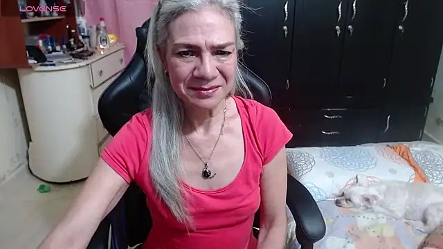 Snapshot of Giorgia_xue53 chatting on October 2025 04:57:01 AM Giorgia xue53 online show from October 2025 04:57:01 AM