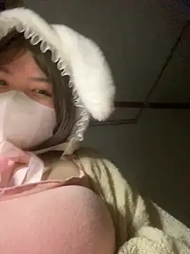 HoneyBuns 05 online show from February 2025 04:46:02 PM