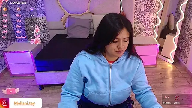 Mellani tay online show from February 2025 03:23:01 AM