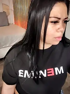 martinna tay online show from April 2026 03:17:01 AM