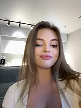 DanySteysi online show from March 2026 06:10:01 AM