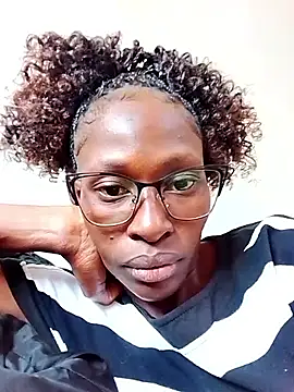 LOVELY-2BERRY online show from October 2025 07:31:02 AM