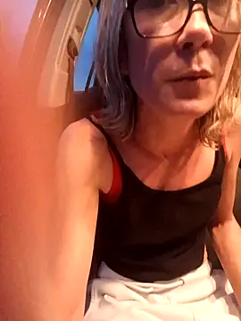 Timide girl2 online show from December 2024 04:49:01 PM