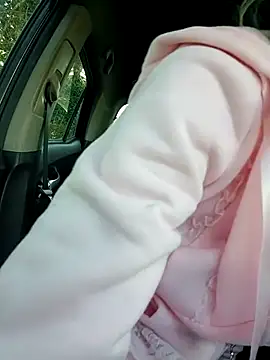 Timide girl2 online show from March 2025 04:03:02 PM