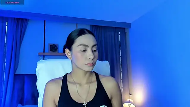 Snapshot of nichole_bree_ chatting on February 2025 12:04:02 PM nichole bree online show from February 2025 12:04:02 PM
