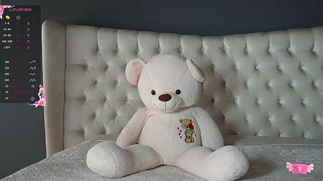 Snapshot of nichole_bree_ chatting on February 2025 07:15:02 PM nichole bree online show from February 2025 07:15:02 PM