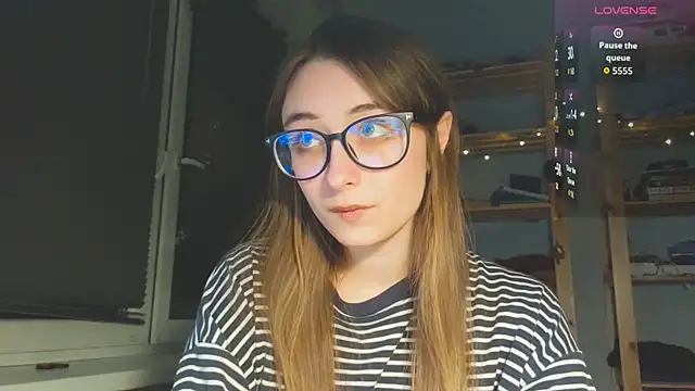 monlight  dana online show from November 2025 05:57:02 PM