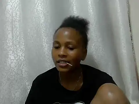 Snapshot of tinabestdoll chatting on October 2025 11:15:01 PM tinabestdoll online show from October 2025 11:15:01 PM