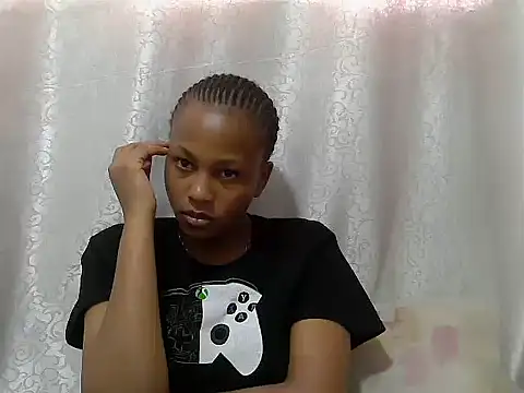 Snapshot of tinabestdoll chatting on October 2025 11:11:01 AM tinabestdoll online show from October 2025 11:11:01 AM