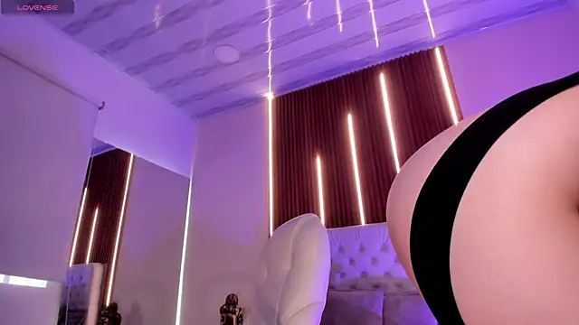 sweetty paulina online show from October 2025 12:50:01 PM