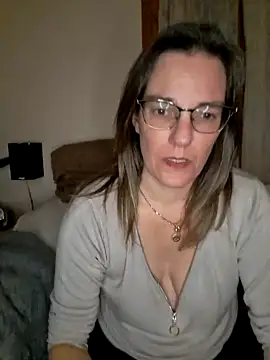 SpiceLea online show from December 2024 10:08:02 PM