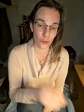 SpiceLea online show from January 2025 09:16:01 PM