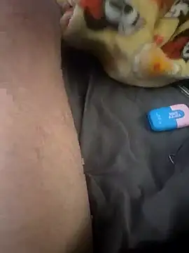 Snapshot of LongDongDaddy302 chatting on November 2025 11:40:01 PM LongDongDaddy302 online show from November 2025 11:40:01 PM