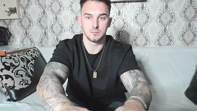 Jonmusclemaster online show from December 2024 08:25:02 PM